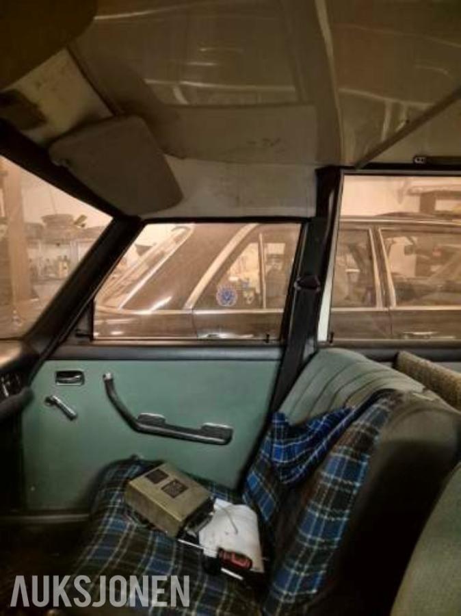 1975 Mercedes-Benz 230, 230 Diesel Ambulanse, Ukjent KM. Lokasjon Råde Østfold